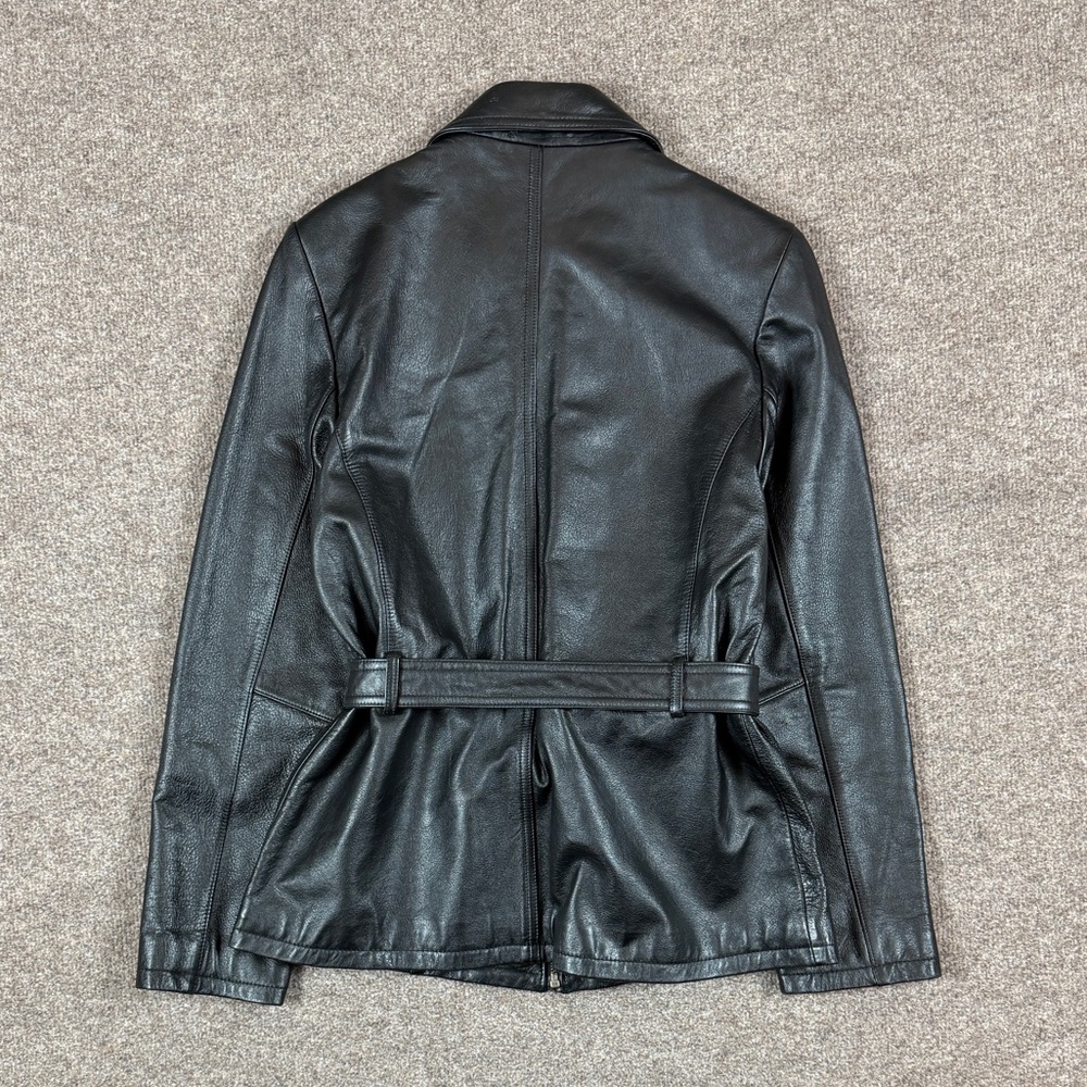 Black belted jacket - Picture 2 of 10